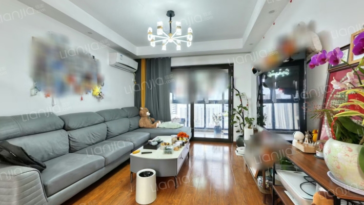 璀璨四季花园二手房实景图