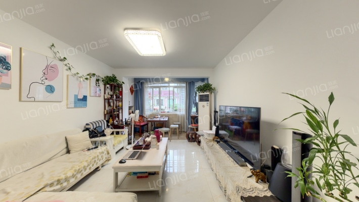 南方明珠花园B区二手房实景图