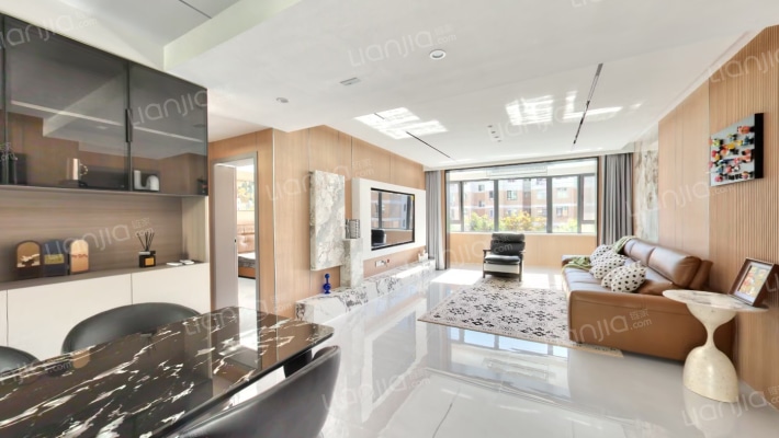 香港花园B区二手房实景图