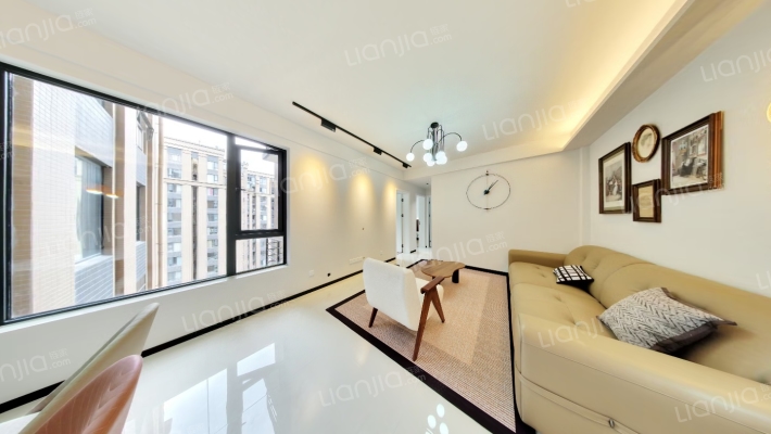 巴黎都市二手房实景图