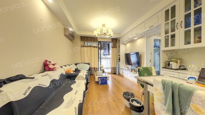 保利叶上海(三期)二手房实景图