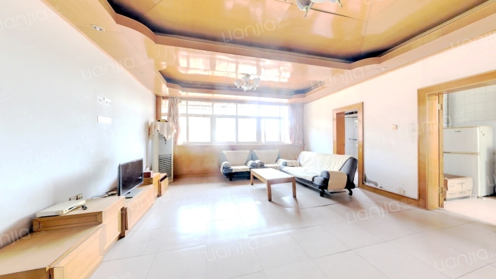 人民法院长虹路家属院二手房实景图