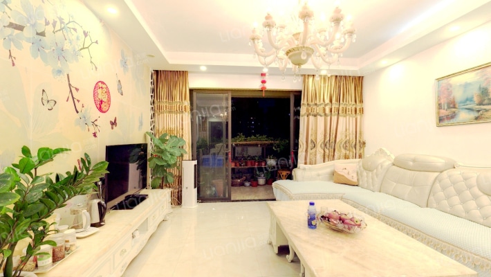 保利春天里二手房实景图