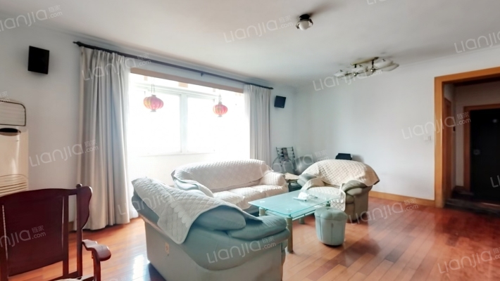 金报公寓二手房实景图