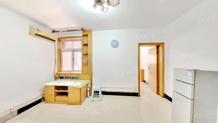 中建二局四公司家属楼二手房实景图