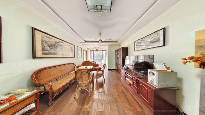 听海雅苑二手房实景图