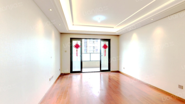 中锐星湖名邸二手房实景图