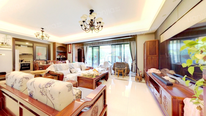 万科五龙山翡翠郡二手房实景图