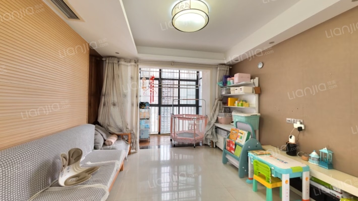 卓锦城五期二手房实景图