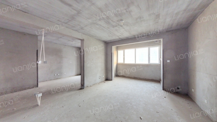 海晟花苑二手房实景图