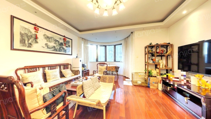 九龙花苑二手房实景图