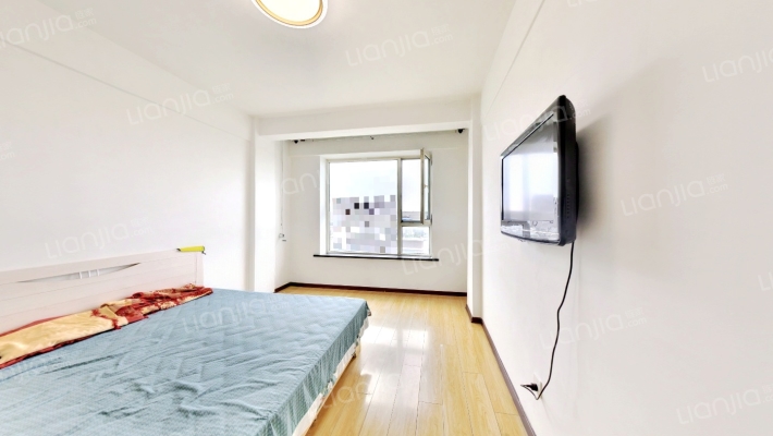 德意名典东区二手房实景图