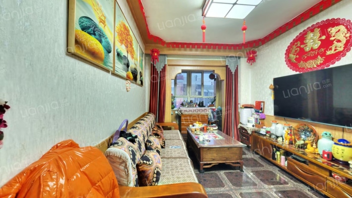 油脂厂宿舍二手房实景图