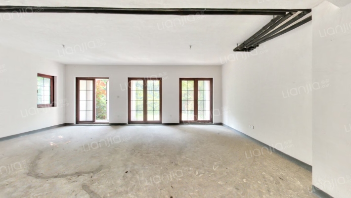 牧马山牧山湖蔚蓝卡地亚二手房实景图