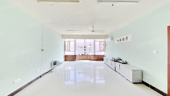 安华美域二手房实景图