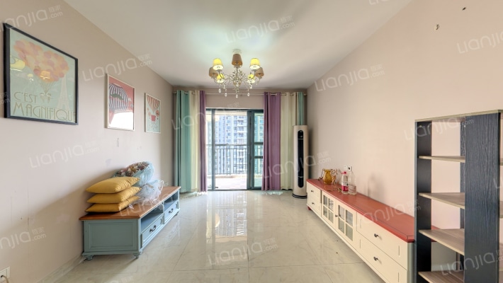 雅居乐蔚岚二手房实景图