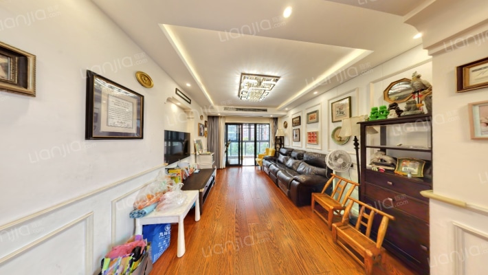 罗兰春天二手房实景图