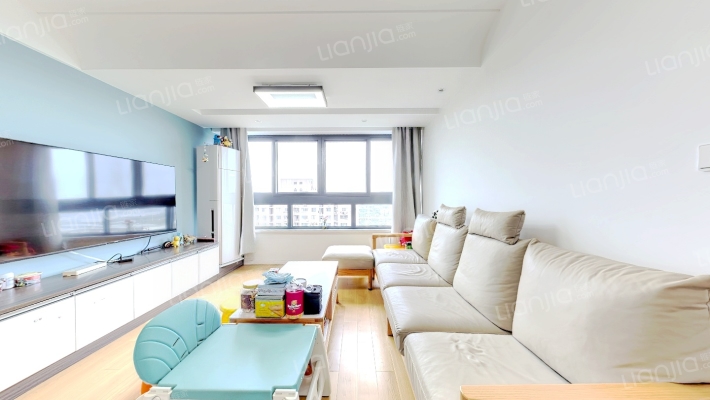 地杰国际城E欧泊时光二手房实景图