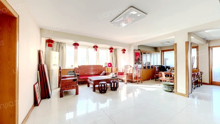 建设路二手房实景图