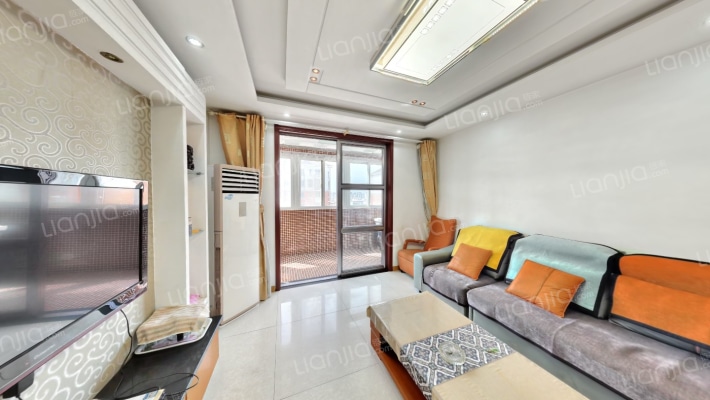 新怡苑二手房实景图