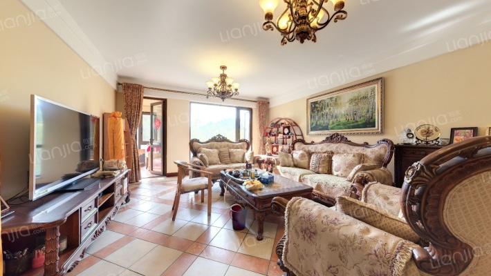 海阔水岸花墅二手房实景图