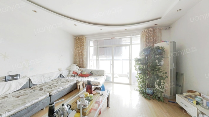 金域河畔二手房实景图