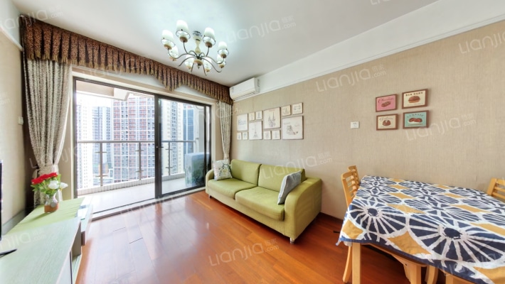 万科红一期二手房实景图