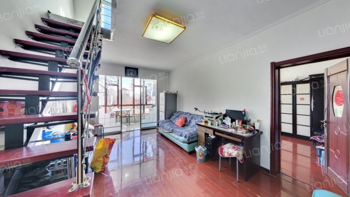 锦江花园二区二手房实景图