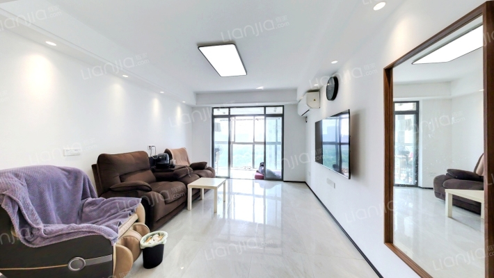 海德卫城二手房实景图