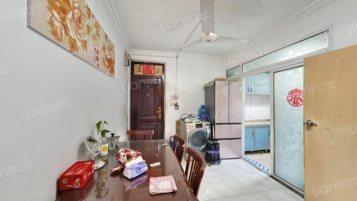 二里井新村二手房实景图