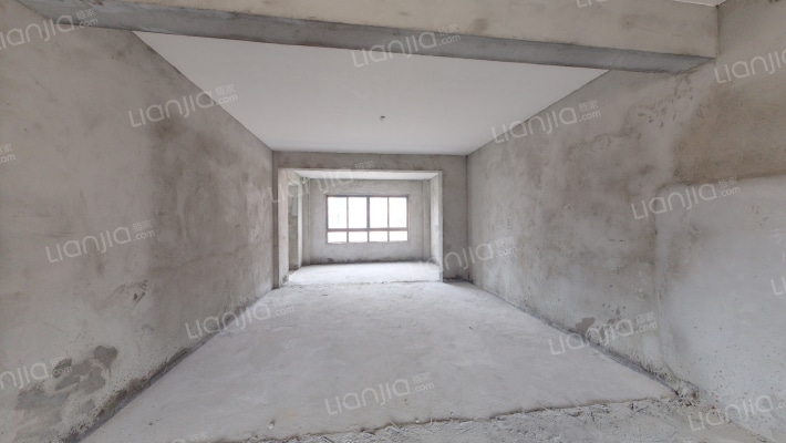 溪湖春天二手房实景图