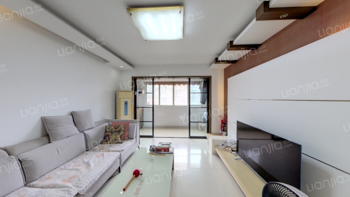 明霞花苑二手房实景图