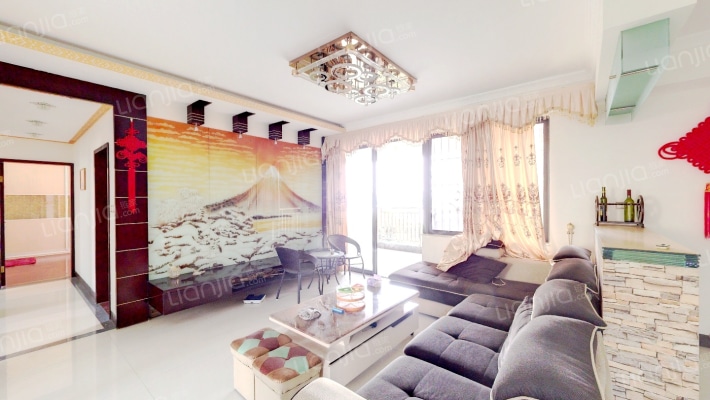 金碧湾花园东区二手房实景图