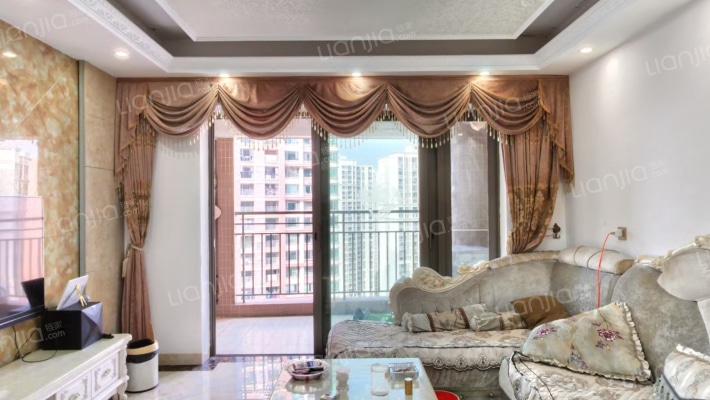 剑桥郡5区睿爵二手房实景图