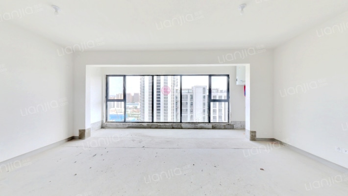 中建蔚蓝之城翠竹园二手房实景图