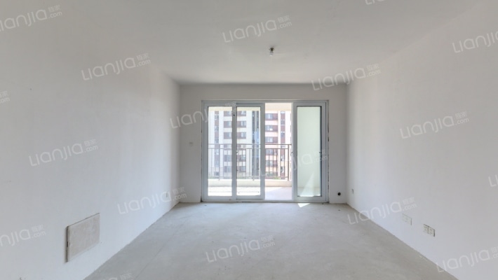 绿地长滩二手房实景图