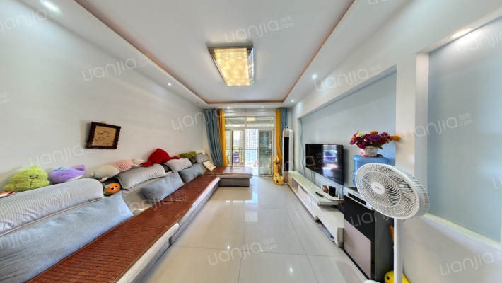 环山国际二手房实景图