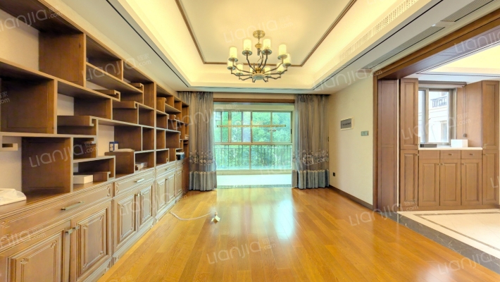 盛天华府二手房实景图