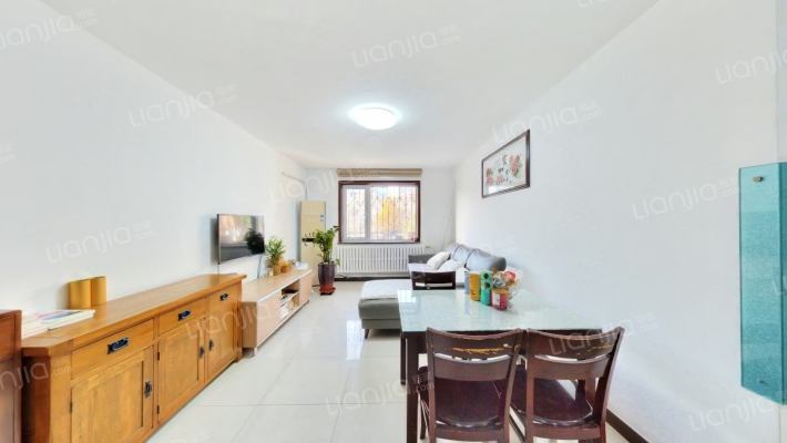 中嘉花园怡水苑二手房实景图