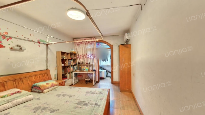 交通厅宿舍大院二手房实景图