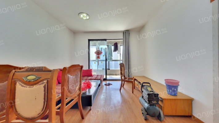 金盛田锦上二手房实景图