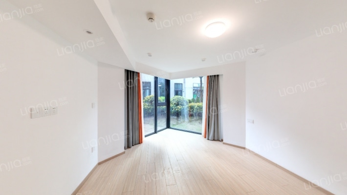 星创新里程中心二手房实景图