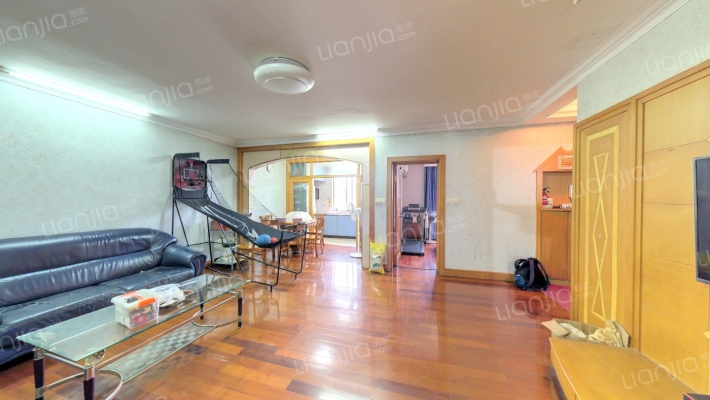 常春公寓二手房实景图