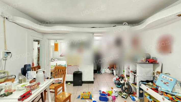 工疗宿舍二手房实景图