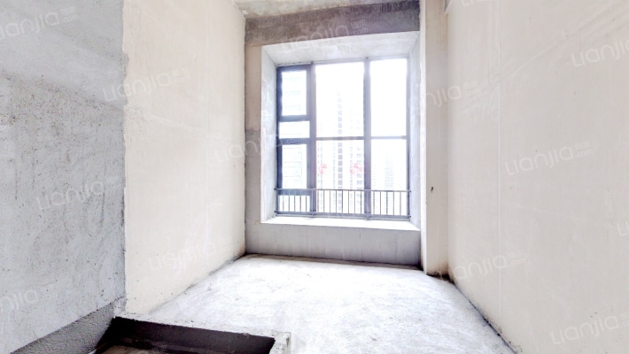 龙湖铂金岛二手房实景图