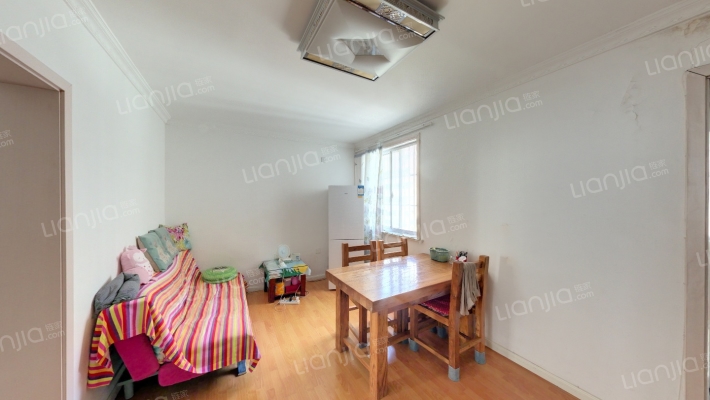 学田南苑二手房实景图