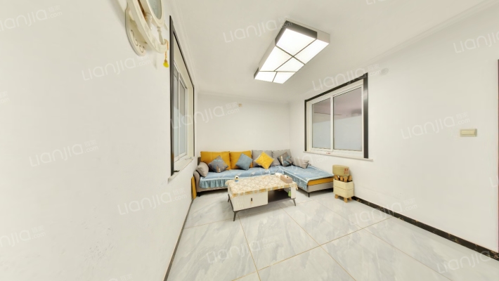 饲料公司家属院二手房实景图