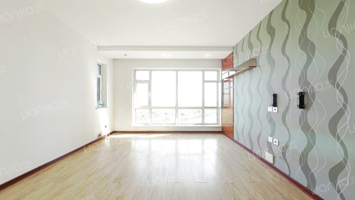 华盛玫瑰港湾南区二手房实景图