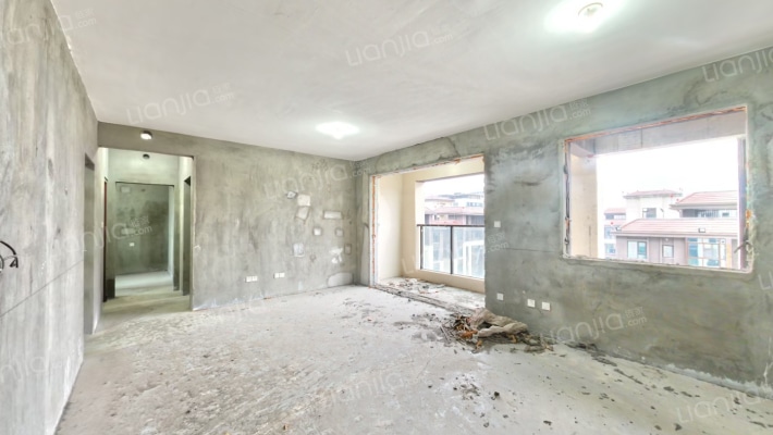 爱情东麓九里二手房实景图