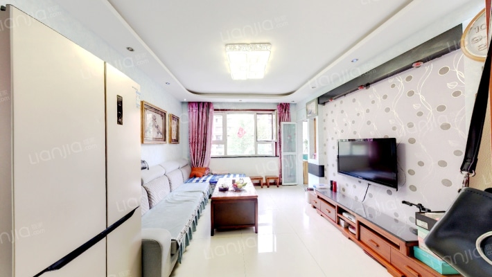 彩虹风景二手房实景图